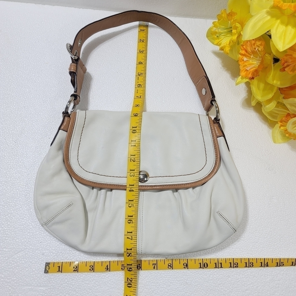 COACH WOMEN WHITE AND TAN BAG - Picture 4 of 9